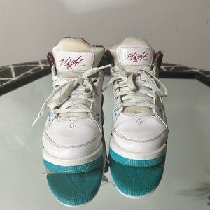 Size 5Y- Jordan Flight Origin White Gamma Blue